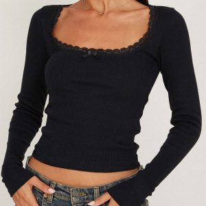 Lace Trim Long Sleeve Crop Top