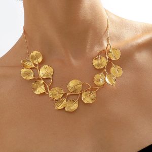 Vintage Alloy Leaf Design Necklace