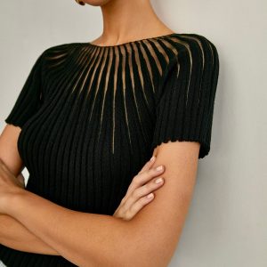 Plain Short Sleeve Knit Top