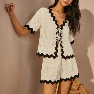 Contrast Trim V-Neck Shorts Set