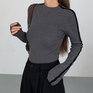 Round Neck Contrast Trim Slim Knit Top