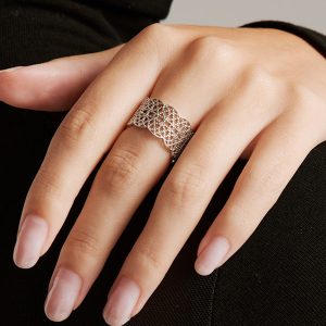 Tunnel Metal Lace Open Ring