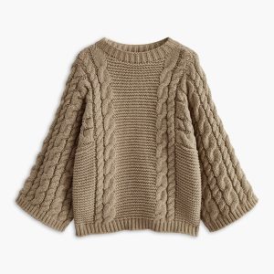 Leisure Round Neck Cable Knit Sweater