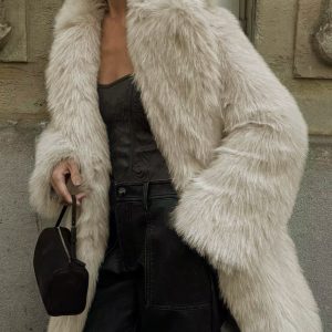 Oversized Fuzzy Women Faux Fur Coat