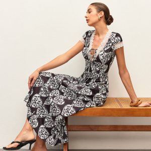 Floral Print V-Neck Tie-Bow Dress