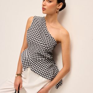 Asymmetrical Checkered One-Shoulder Tank Top