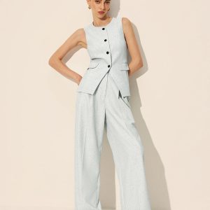Pockets Sleeveless Tailored Vest