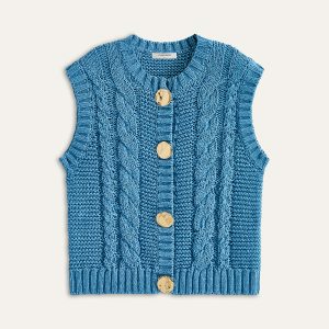 Cable-Knit Sleeveless Buttoned Vest