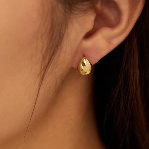 Minimalist Teardrop Stud Earrings