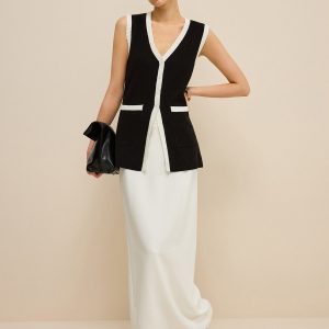Contrast Trim V-Neck Knit Vest