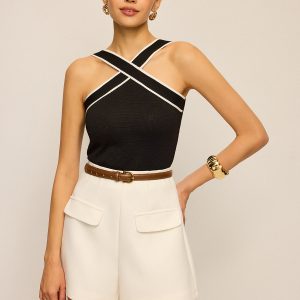 Mid-Waisted Decor Pocket Shorts Without Belt