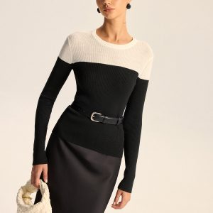 Two-Tone Ribbed Wool Blend Sweater without Belt