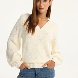 Wool-Blend Argyle Textured V-Neck Sweater
