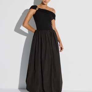 Off-Shoulder Pocket Maxi Dress