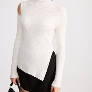 Asymmetric Slit Hem Ribbed Knit Top