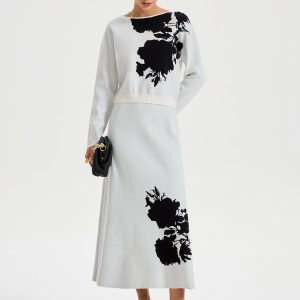 Ink-Wash Painting Pattern Knit Maxi Skirt