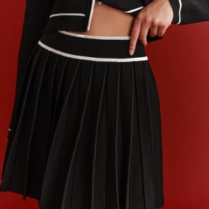 Contrast Trim Pleated Mini Skirt