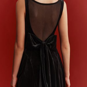 Mesh Back Bow Detail Velvet Maxi Dress