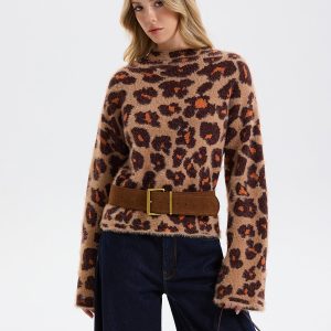 Loose Leopard Jacquard Fuzzy Sweater without Belt