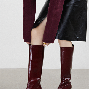 Pointed Toe Knee-High Boots