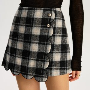 Checkered Scallop Trim Skirt