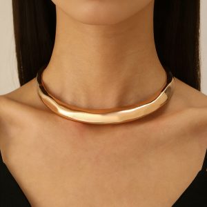 Crinkled Statement Choker Necklace