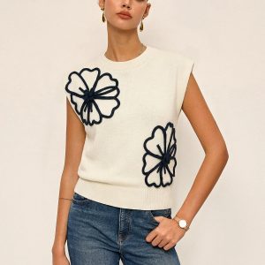 3D Floral Appliqué Knit Vest