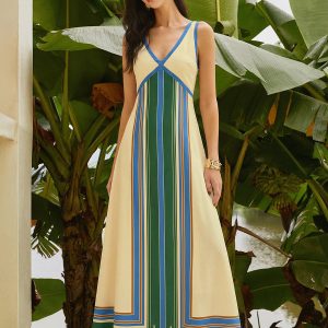 Geometric Print V-Neck Sleeveless Maxi Dress